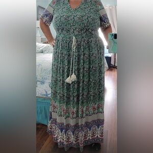 BloomChic Plus Size 4XL Boho Print Notched Ties Tassel Trim Dress us26